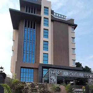 The Pinnacle Sarnath 4*, Varanasi Indien